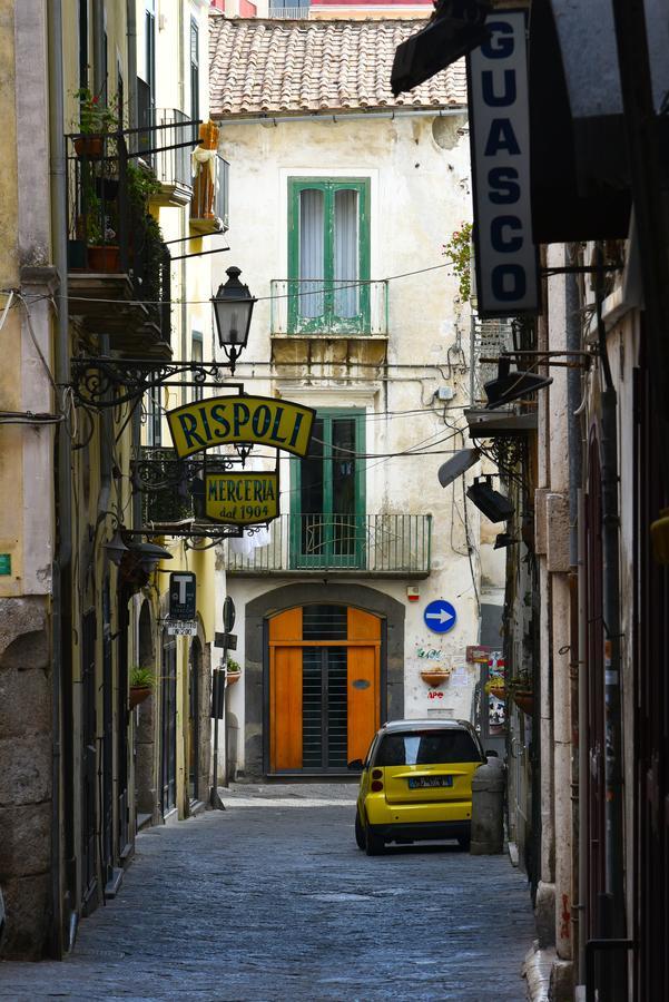Bed and breakfast La Dolce Vita Salernes Extérieur photo