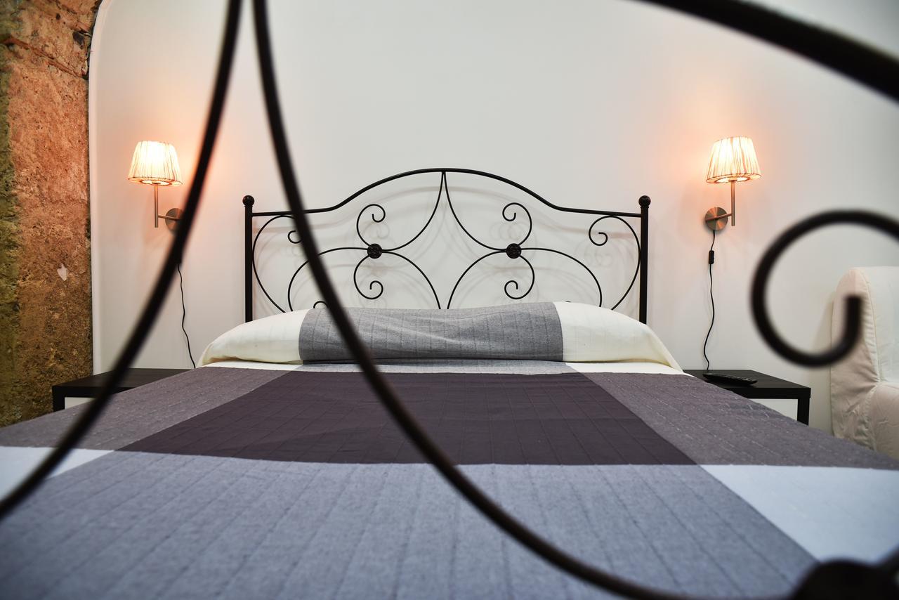 Bed and breakfast La Dolce Vita Salernes Extérieur photo